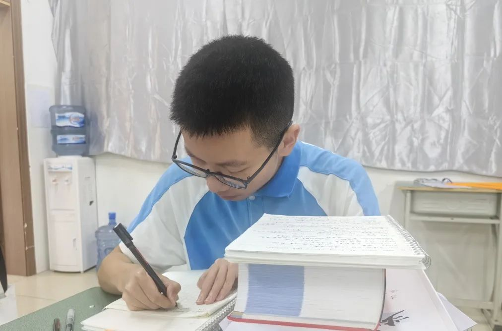 图片1.png 图片1.png
